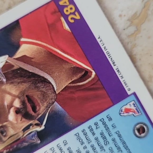 1990s Hockey Cards - Picture 12 of 16